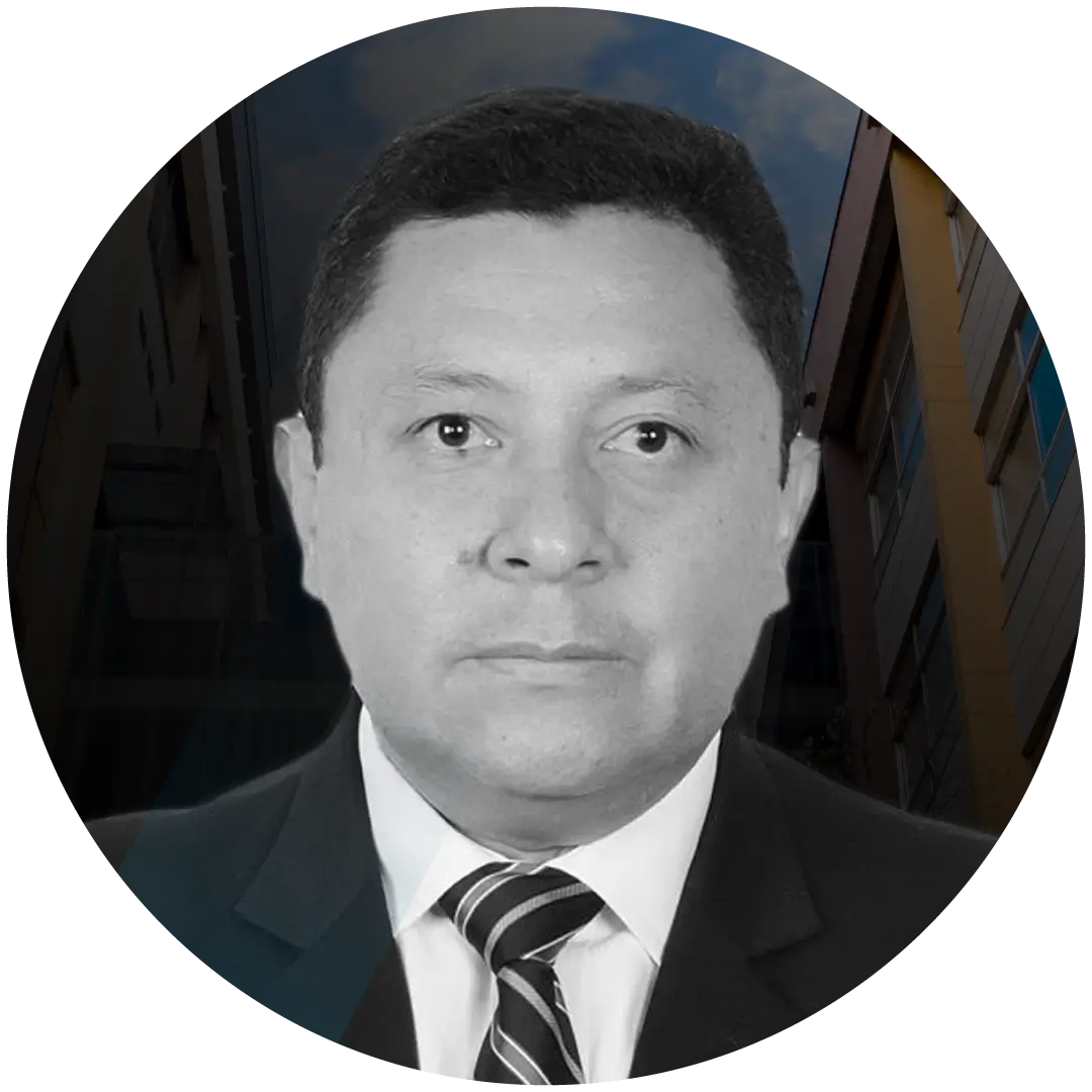 Roberto Rosales